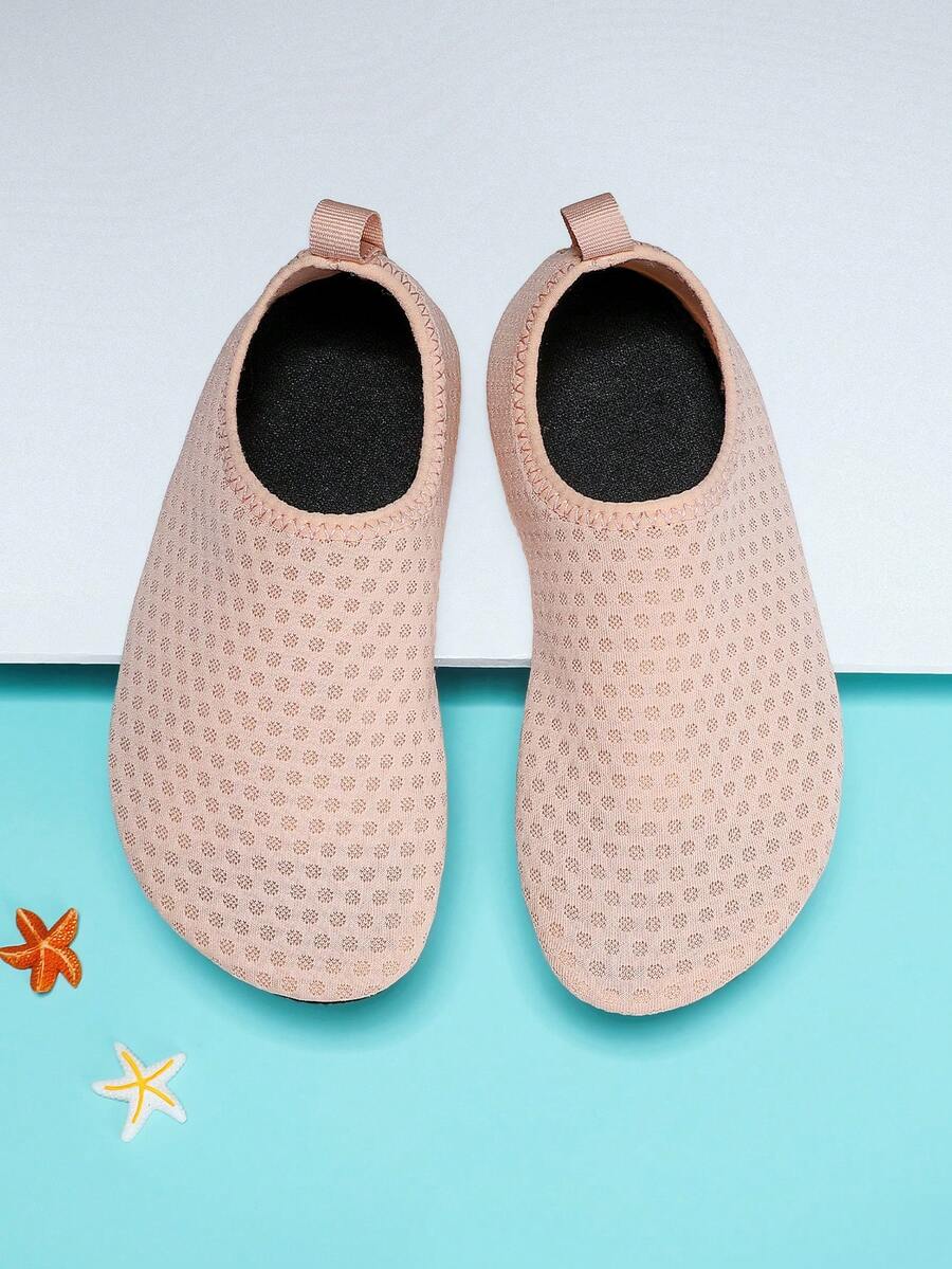 Boys black plain aqua socks featuring a slip-on rib-knit design, breathable fabric upper, mesh insole, and non-slip TPR outsole.