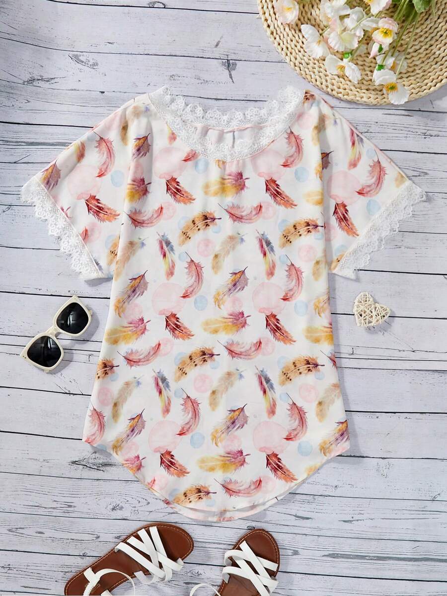 Multicolor loose casual vacation fringed cover up for tween girls featuring short sleeves, round neck, contrast lace details, and knitted braided decoration.