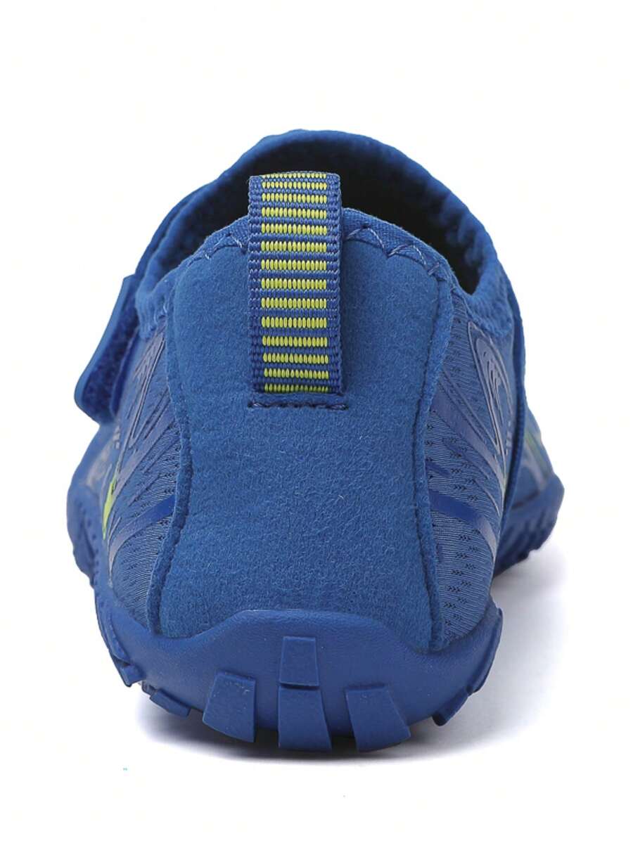 Children's water shoes featuring a breathable mesh upper, hook and loop closure, luminous details, and a non-slip outsole for boys and girls.