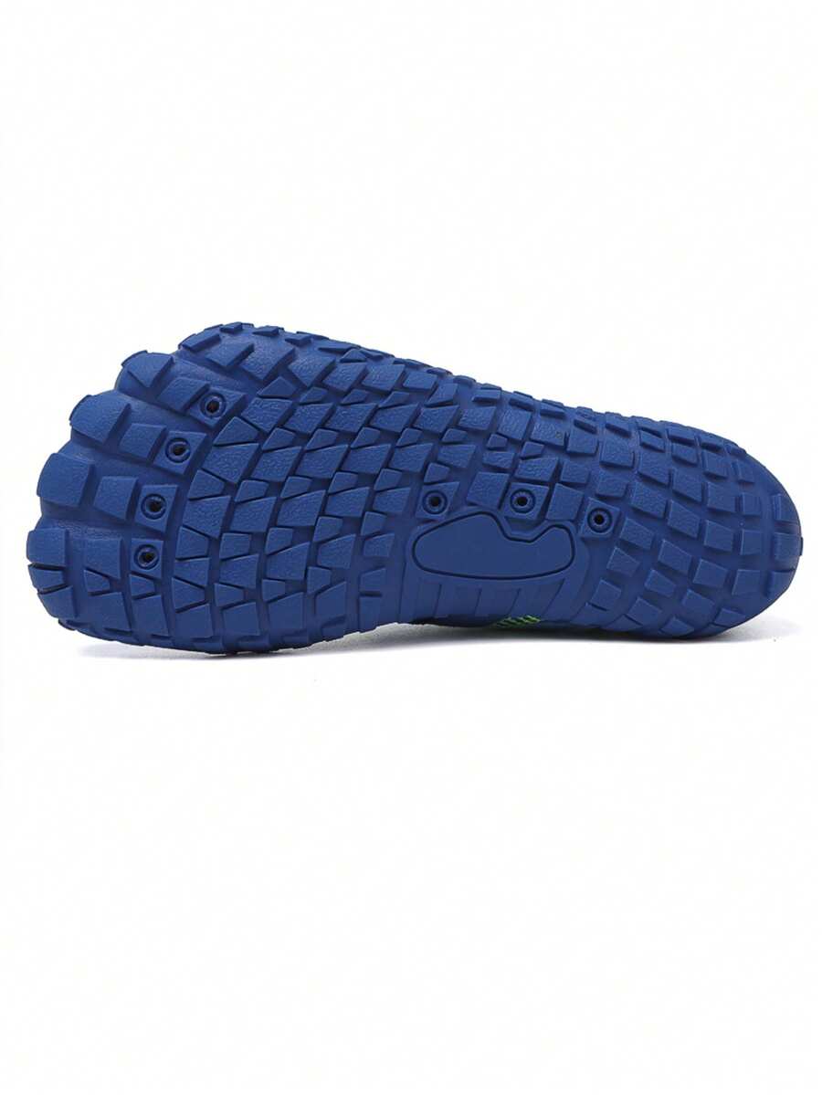 Children's water shoes featuring a breathable mesh upper, hook and loop closure, luminous details, and a non-slip outsole for boys and girls.