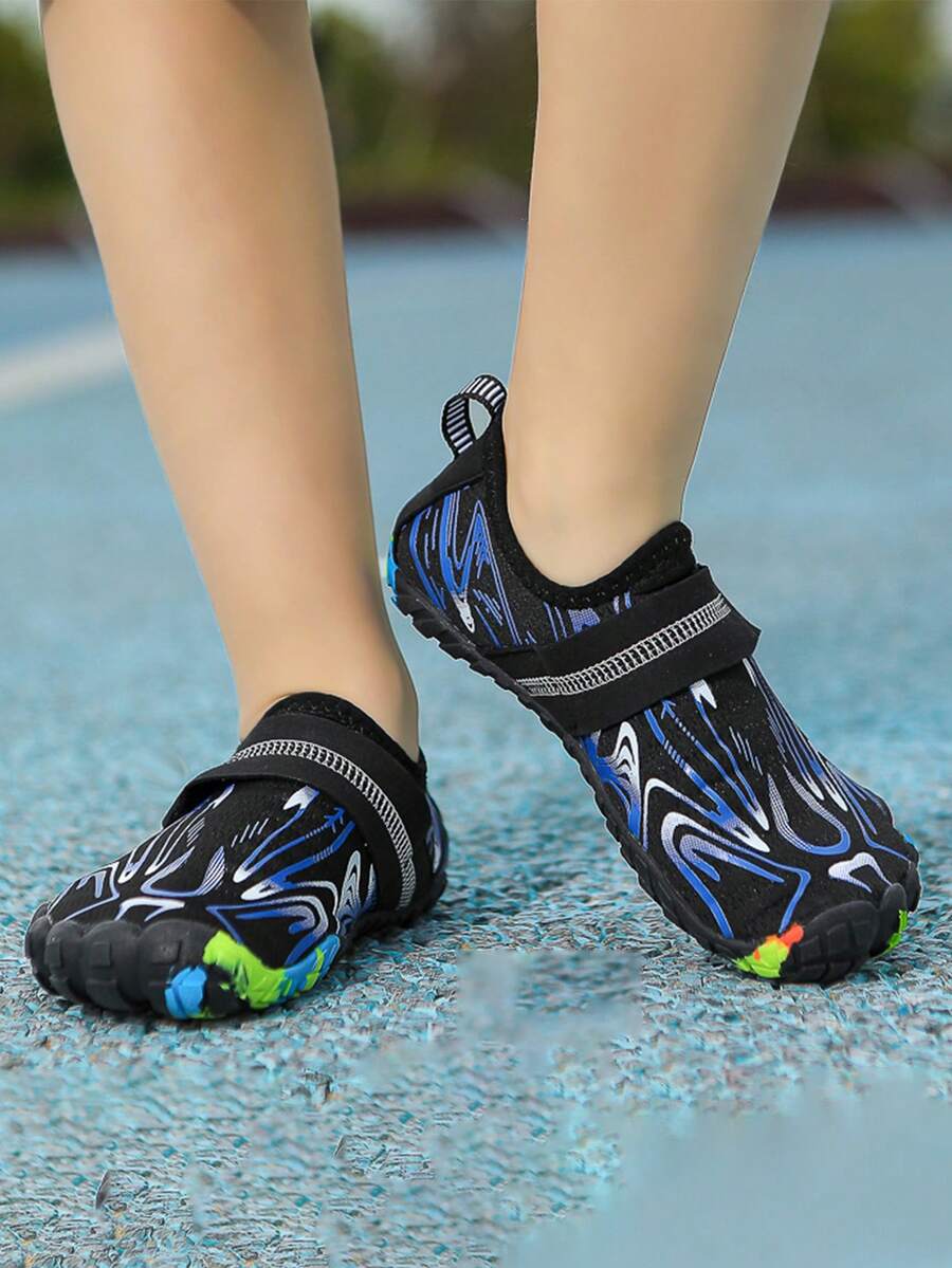 Children's water shoes featuring a breathable mesh upper, hook and loop closure, luminous details, and a non-slip outsole for boys and girls.
