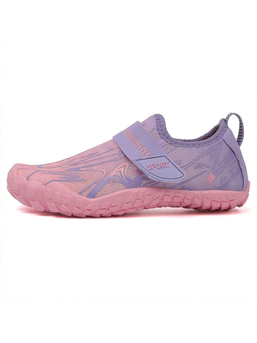 Children's water shoes featuring a breathable mesh upper, hook and loop closure, luminous details, and a non-slip outsole for boys and girls.