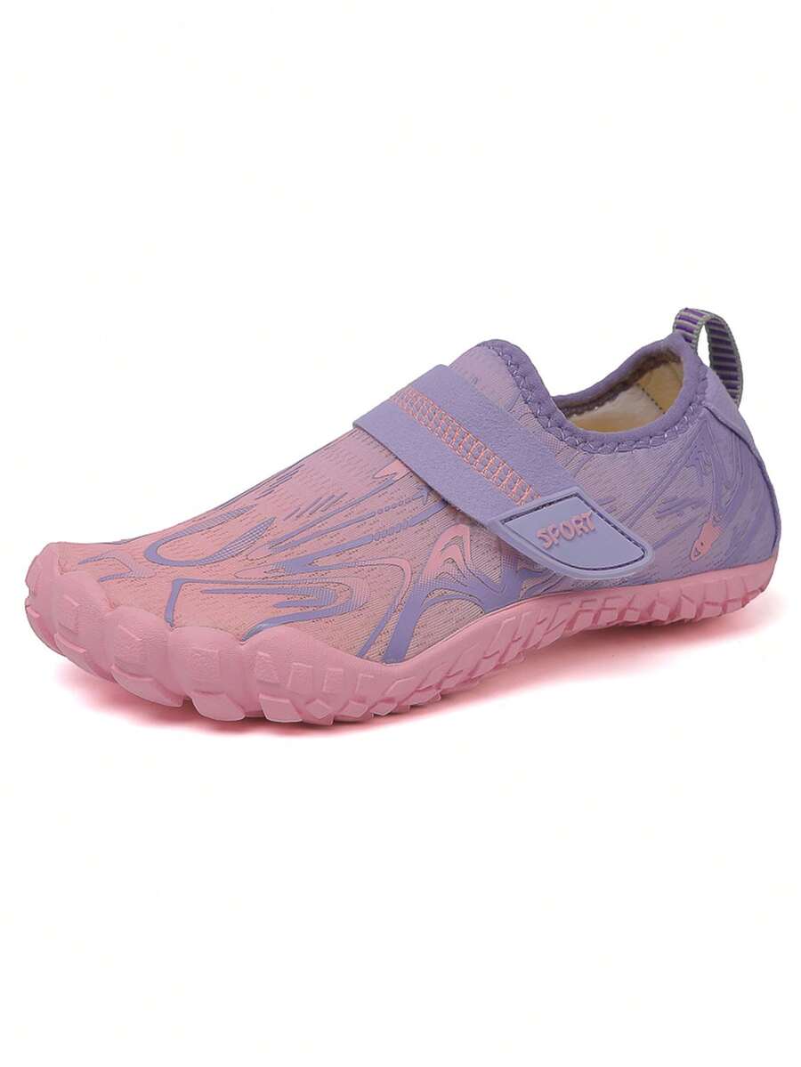 Children's water shoes featuring a breathable mesh upper, hook and loop closure, luminous details, and a non-slip outsole for boys and girls.