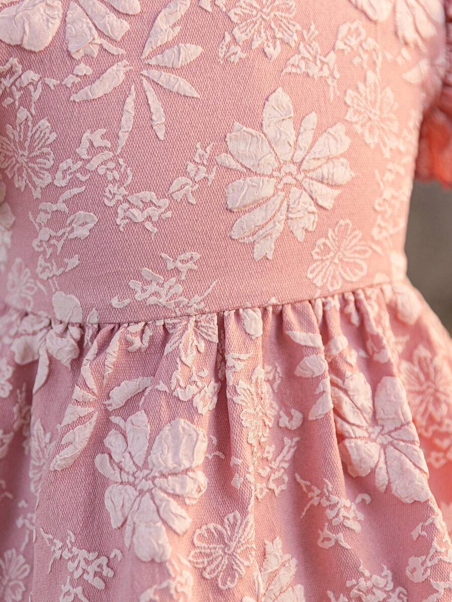 Tween girl pink floral A-line dress featuring square neck, flounce short sleeves, high waist, and flared ruffle hem.
