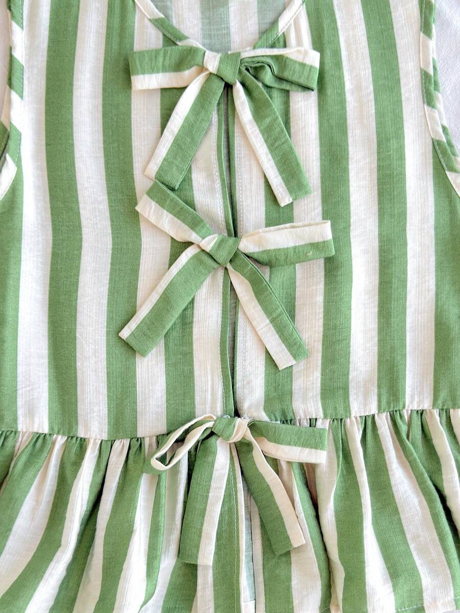 Tween girls green and white striped 2-piece summer set featuring a sleeveless bowknot ruffle crop top and casual shorts.