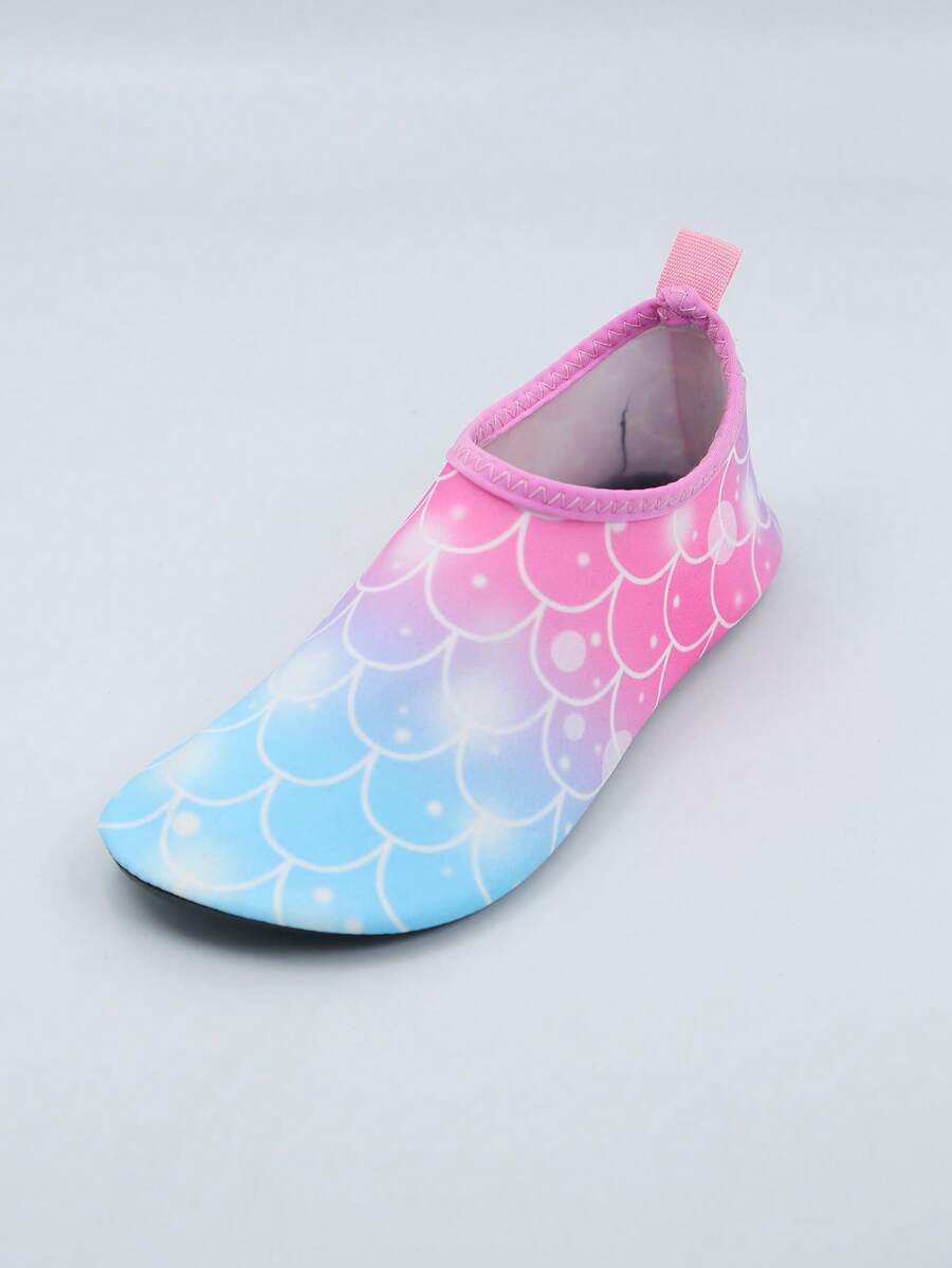 Pink kids quick-dry slip-on water shoes with breathable upper and non-slip TPR outsole.