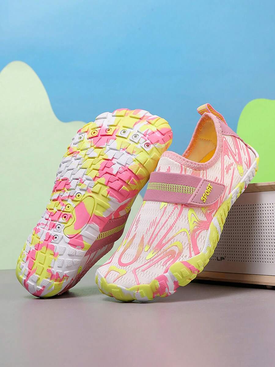Children's water shoes featuring a breathable mesh upper, hook and loop closure, luminous details, and a non-slip outsole for boys and girls.