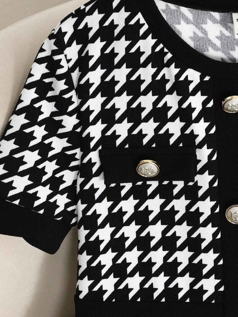 Nova Glow tween girls black and white houndstooth print short sleeve A-line dress with decorative buttons and crew neckline.