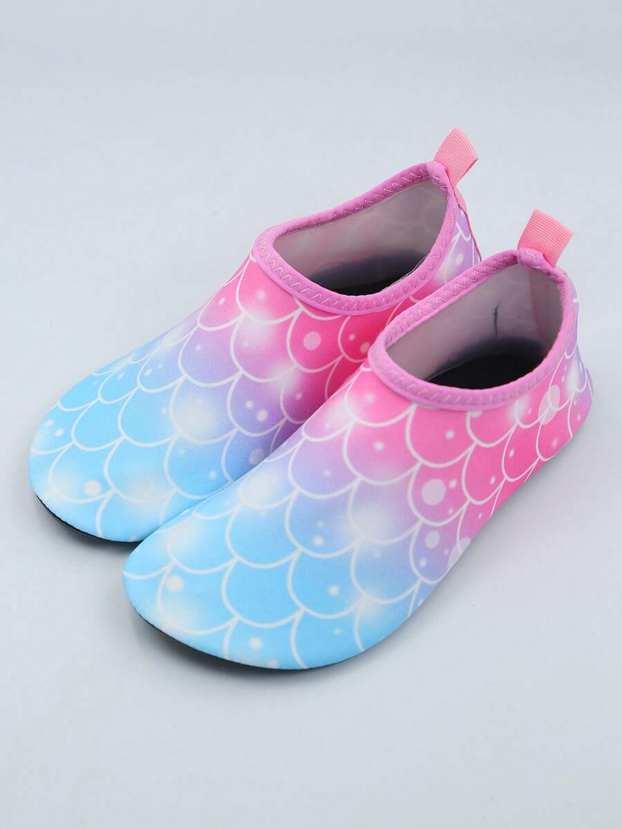 Pink kids quick-dry slip-on water shoes with breathable upper and non-slip TPR outsole.