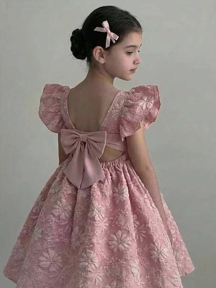 Tween girl pink floral A-line dress featuring square neck, flounce short sleeves, high waist, and flared ruffle hem.