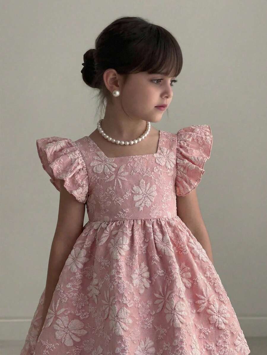 Tween girl pink floral A-line dress featuring square neck, flounce short sleeves, high waist, and flared ruffle hem.