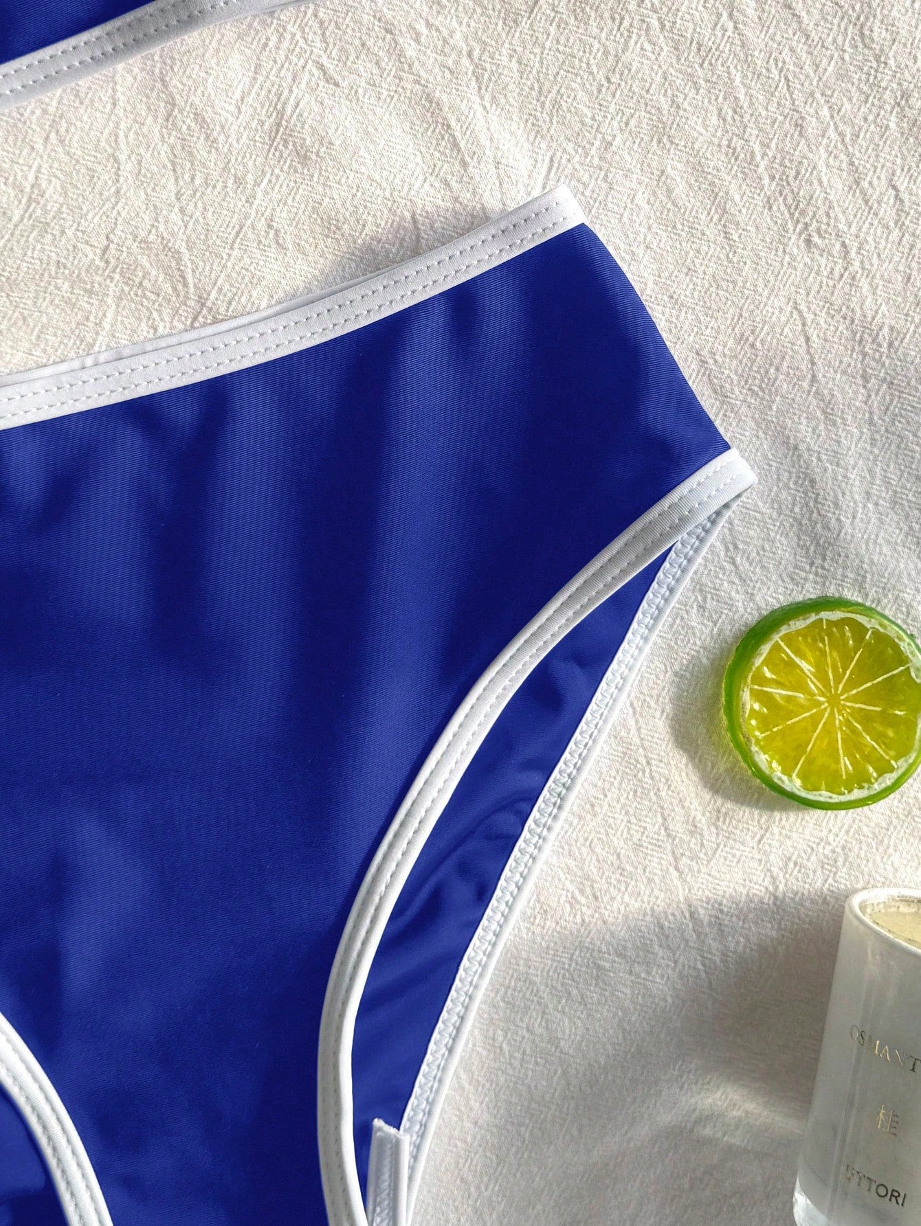 Tween girls green colorblock two-piece bikini set with spaghetti straps, sleeveless wireless top, and lined mid-waist bottoms for beach vacation wear