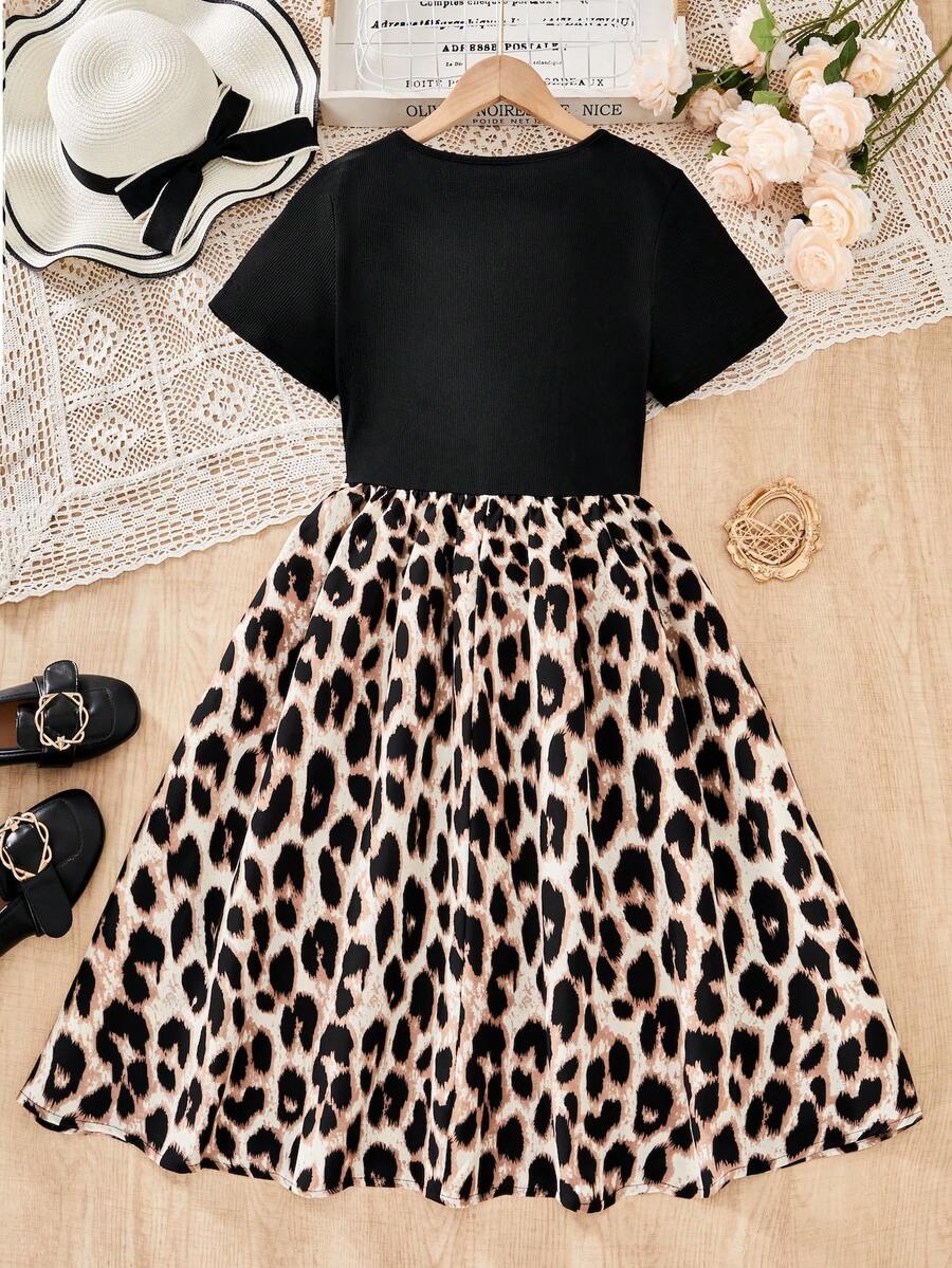 Tween girls casual short sleeve mini dress featuring a round neck, high waist, and flared A-line silhouette.
