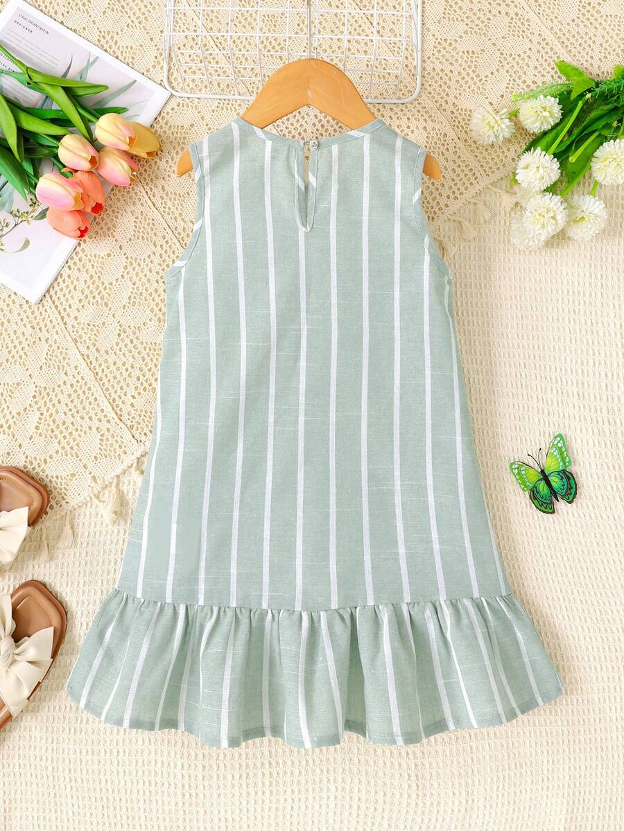 Tween girls blue denim effect sleeveless dress with round neck, button front details, and flounce hem.