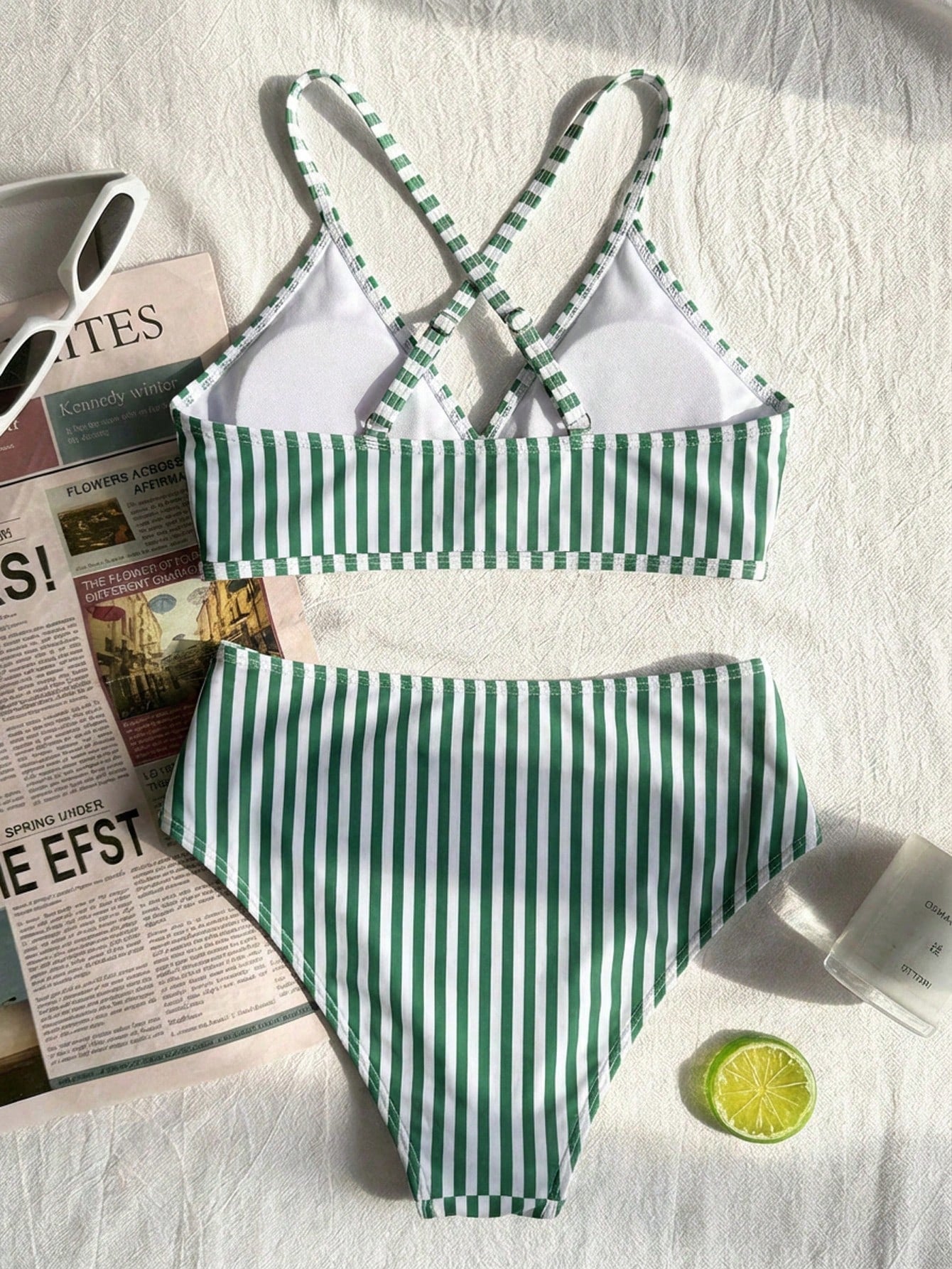 Tween girls green colorblock two-piece bikini set with spaghetti straps, sleeveless wireless top, and lined mid-waist bottoms for beach vacation wear