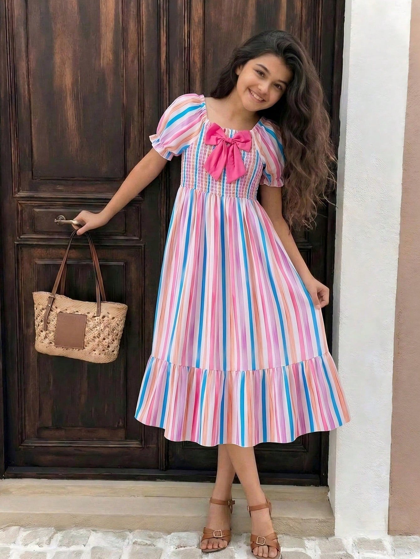 Tween girls black and white geometric short sleeve midi dress with square neck and bow front decor