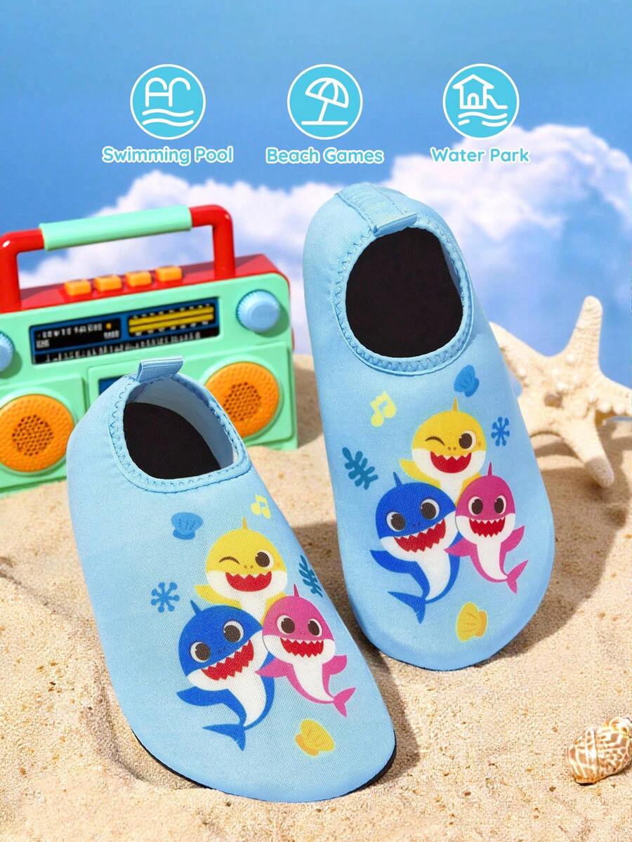 Girls cartoon pattern non-slip water shoes with slip-on closure and durable TPR outsole for beach and outdoor sports.