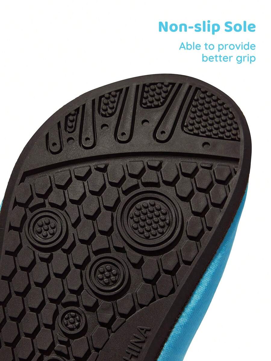 Girls cartoon pattern non-slip water shoes with slip-on closure and durable TPR outsole for beach and outdoor sports.