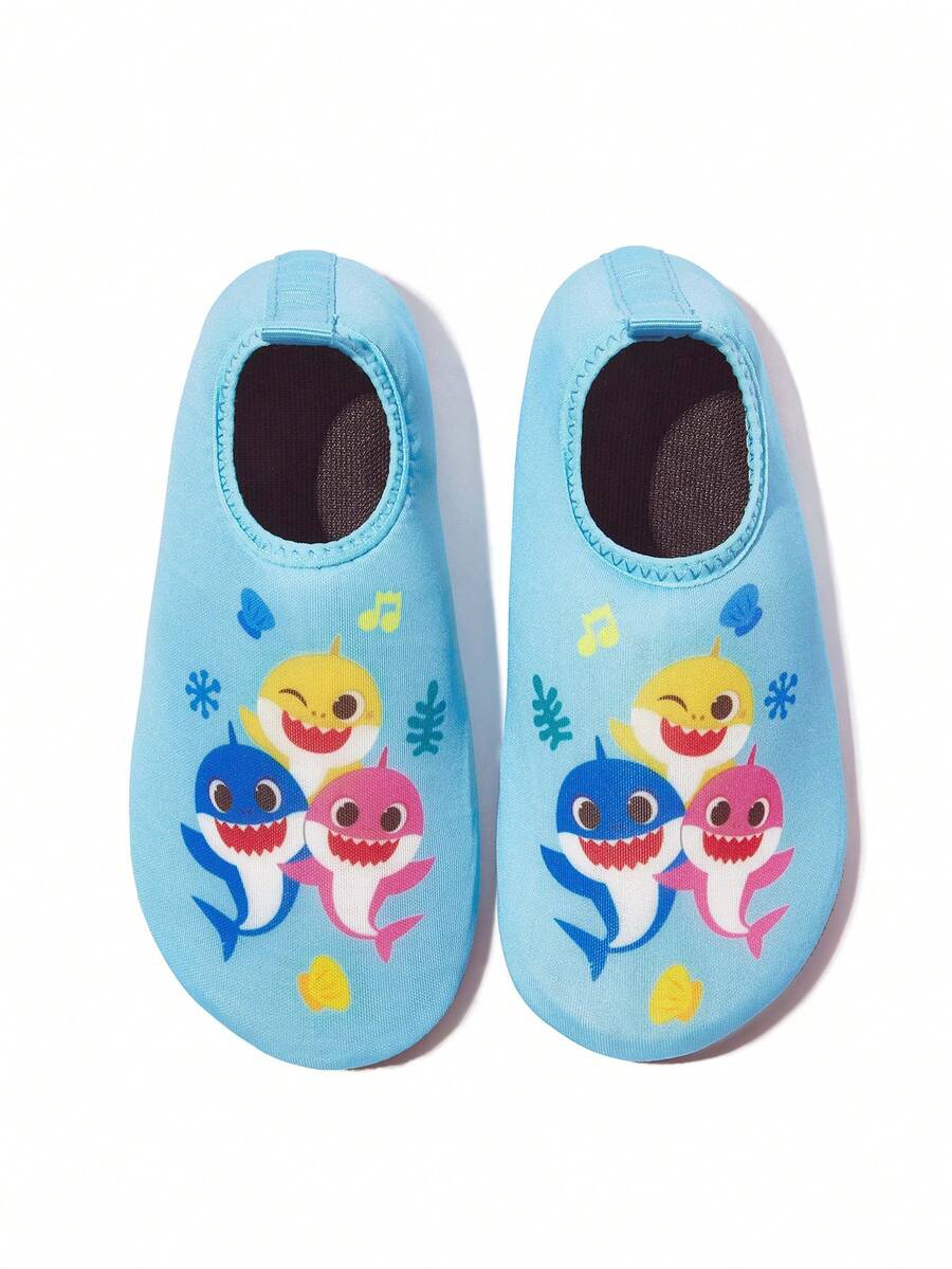 Girls cartoon pattern non-slip water shoes with slip-on closure and durable TPR outsole for beach and outdoor sports.