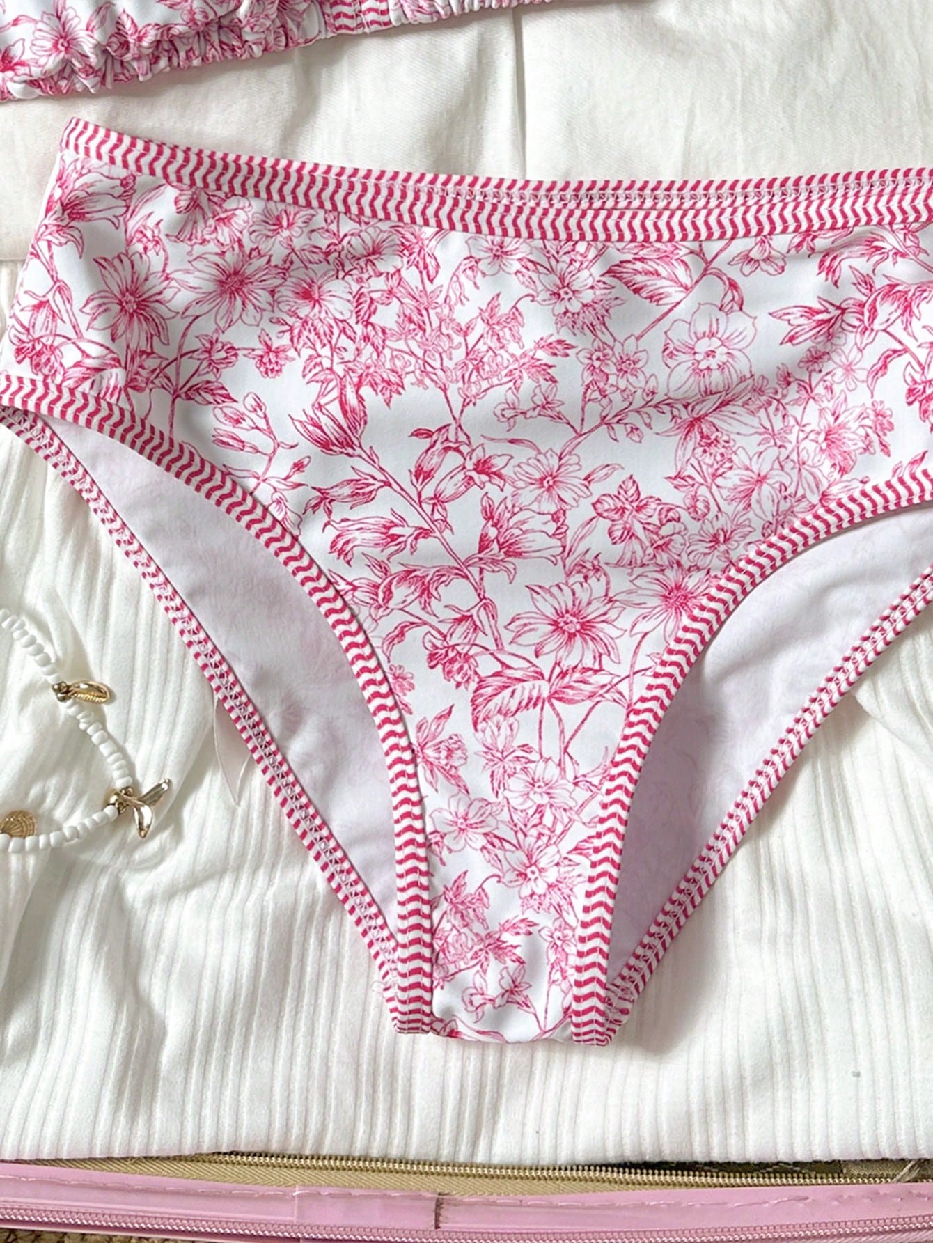 Tween Girl Tankini Swimwear Set, Pink Floral Print, Summer Beach Vacation