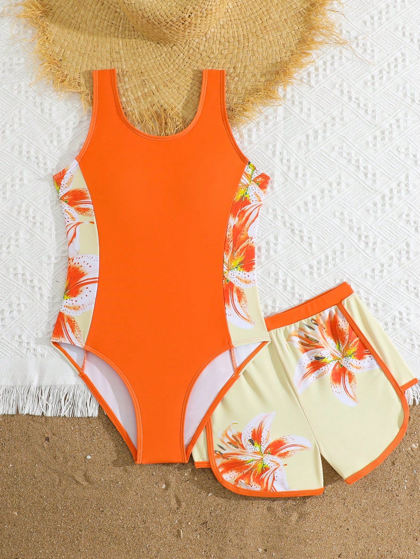 Tween Girls Cute Casual Lily Print One-Piece Swimsuit With Shorts, Suitable For Swimming, Summer Vacation, Beach, Pool