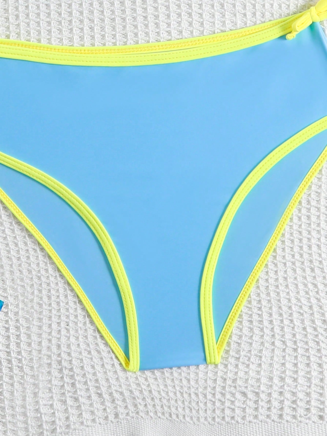 Tween Girl Summer Beach Vacation Contrast Color Halter Bikini Set