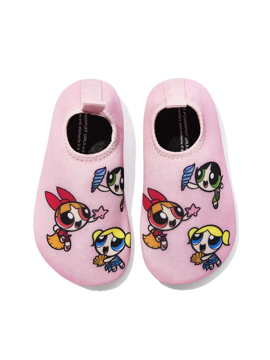 Girls cartoon pattern non-slip water shoes with slip-on closure and durable TPR outsole for beach and outdoor sports.