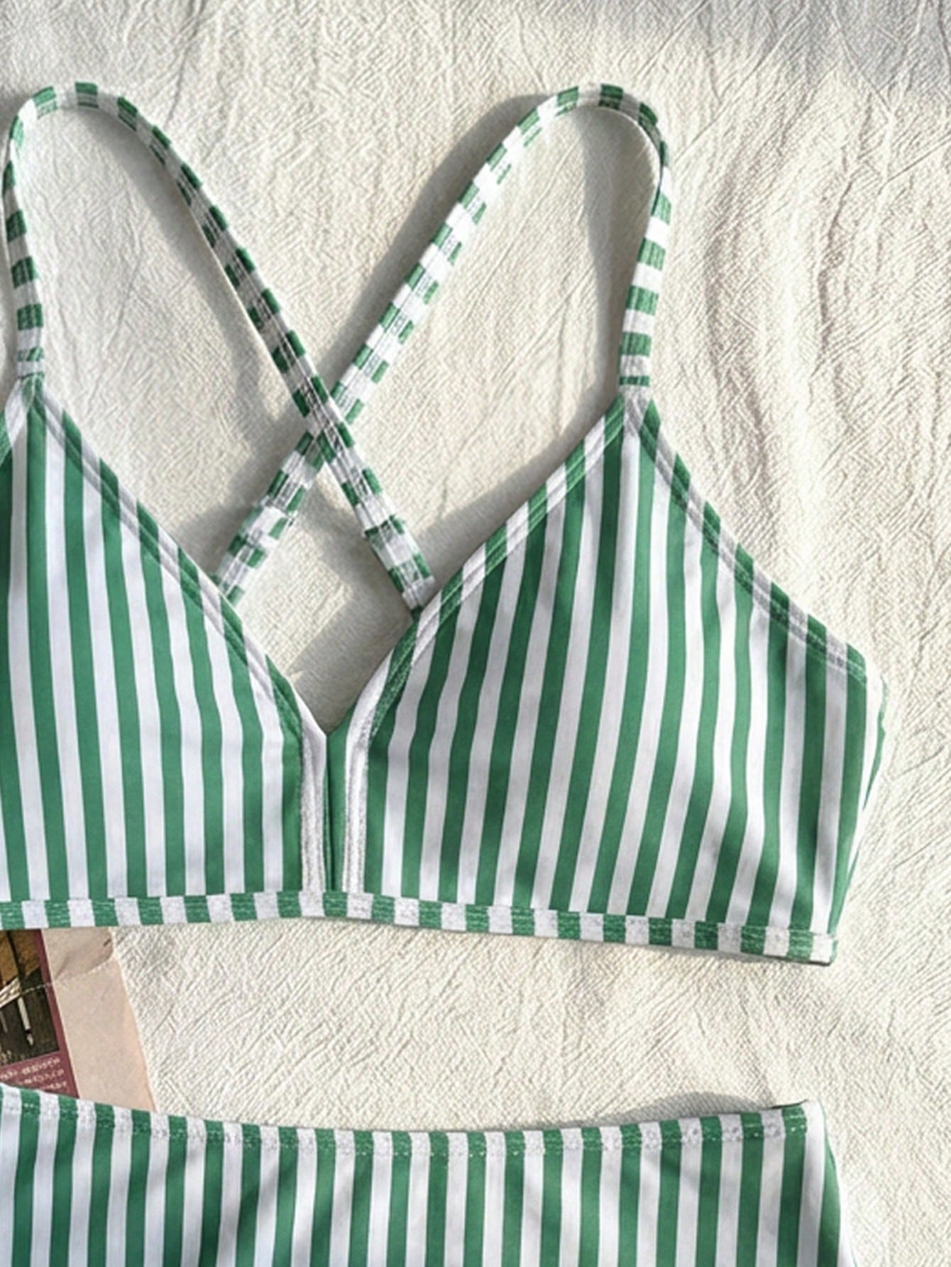 Tween girls green colorblock two-piece bikini set with spaghetti straps, sleeveless wireless top, and lined mid-waist bottoms for beach vacation wear