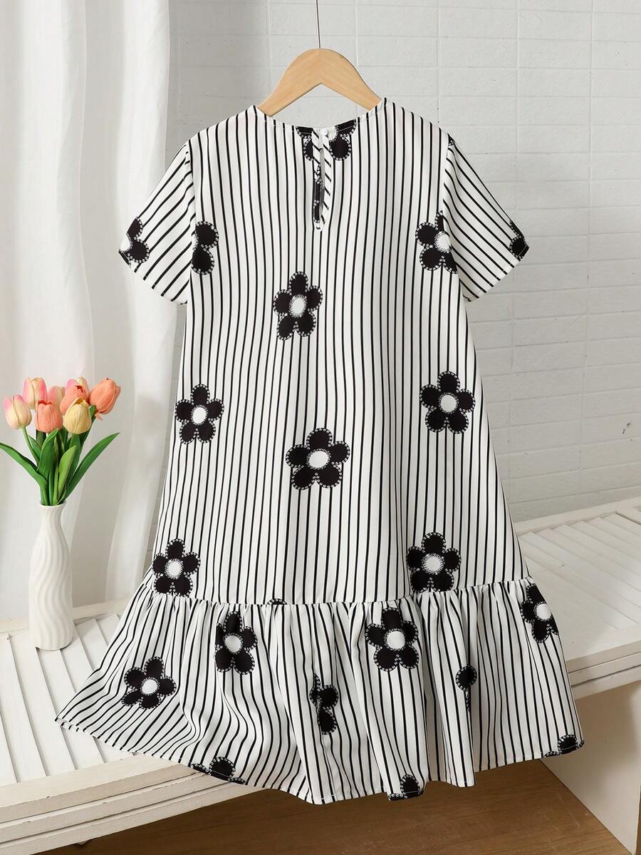 Tween girls casual black and white striped short sleeve smock dress with round neck and flounce hem