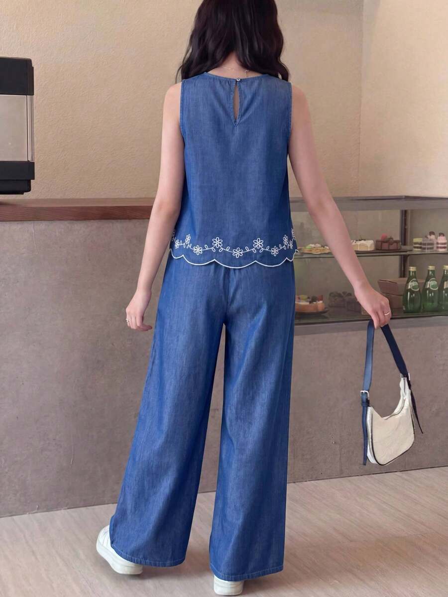 Tween girls casual apricot striped sleeveless top with round neck and ruffle hem paired with matching straight leg pants.
