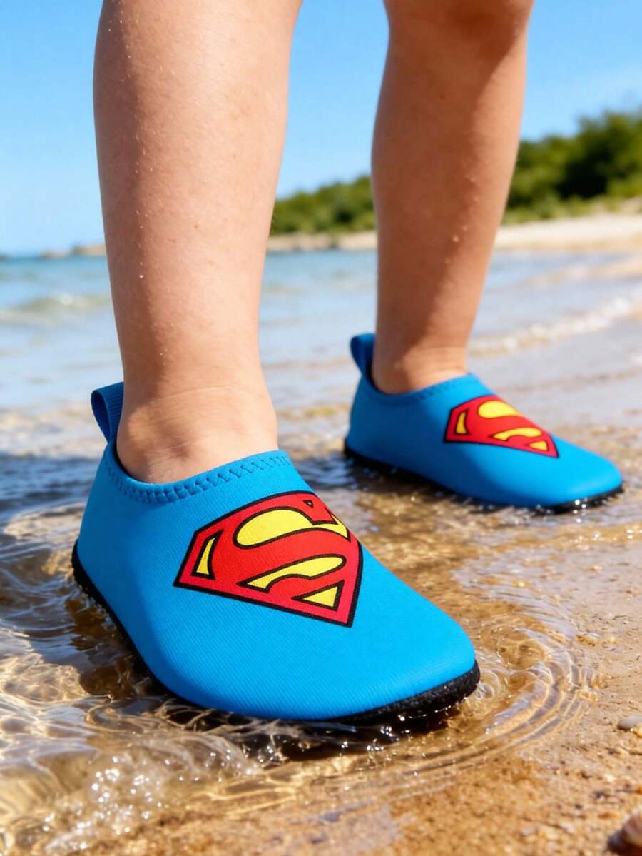 Girls cartoon pattern non-slip water shoes with slip-on closure and durable TPR outsole for beach and outdoor sports.