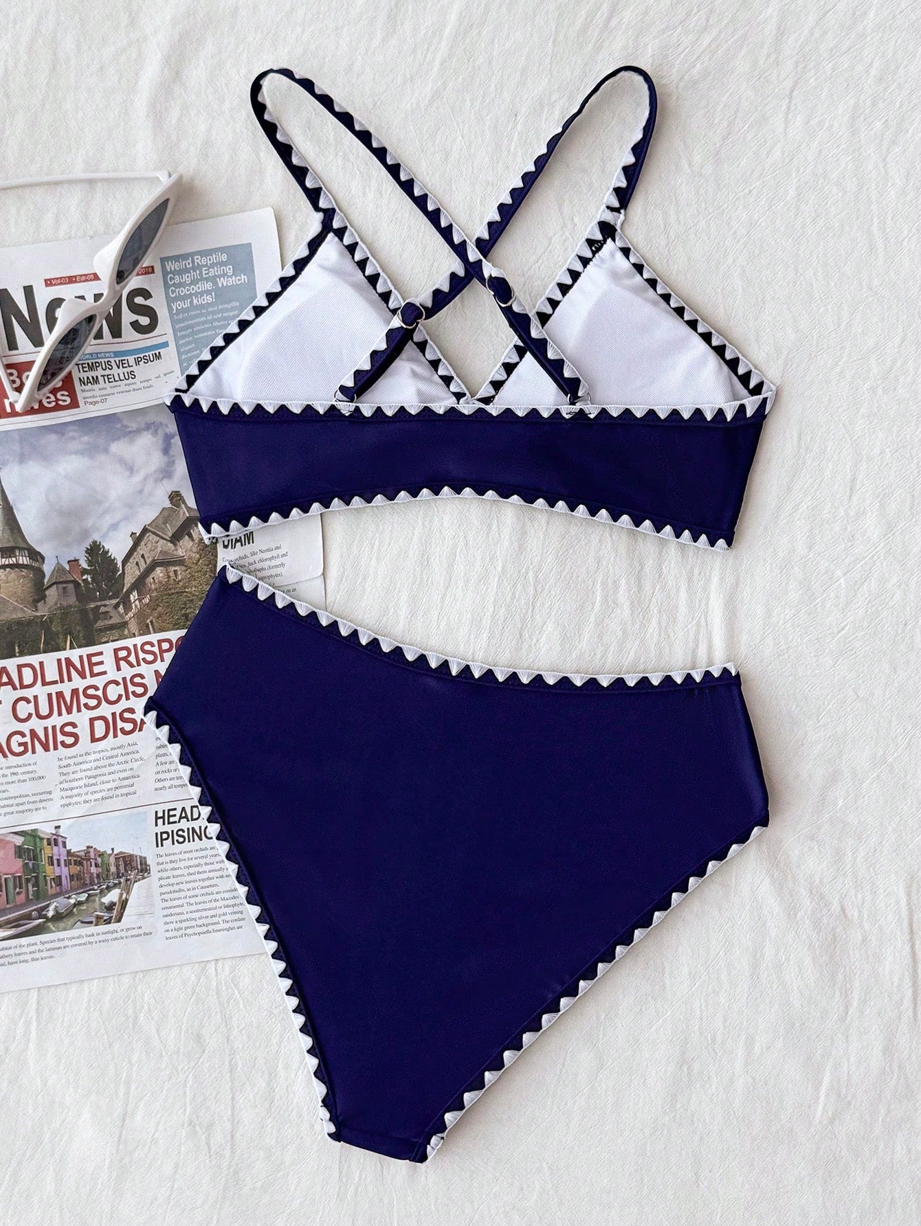 Tween girls green colorblock two-piece bikini set with spaghetti straps, sleeveless wireless top, and lined mid-waist bottoms for beach vacation wear