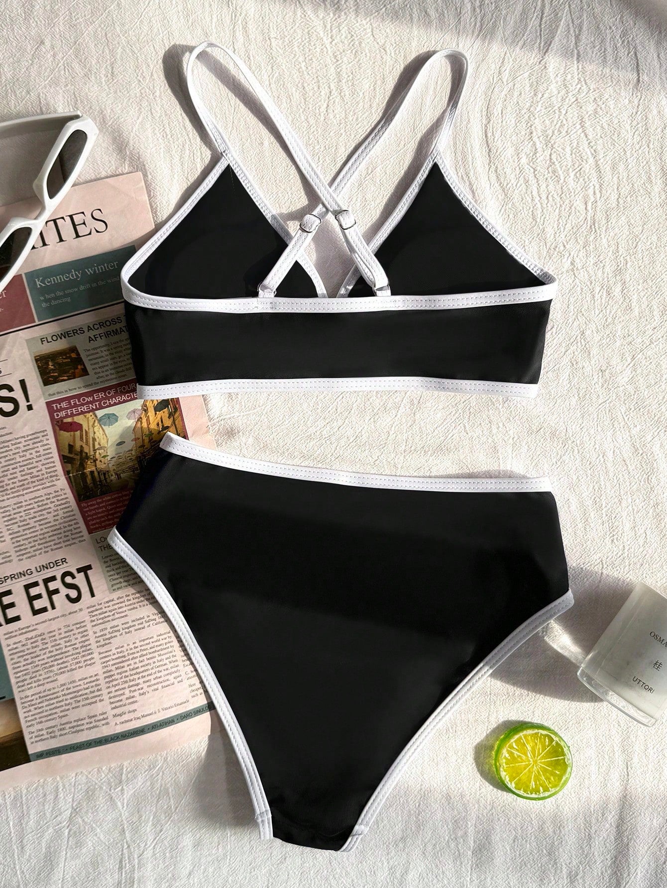 Tween girls green colorblock two-piece bikini set with spaghetti straps, sleeveless wireless top, and lined mid-waist bottoms for beach vacation wear