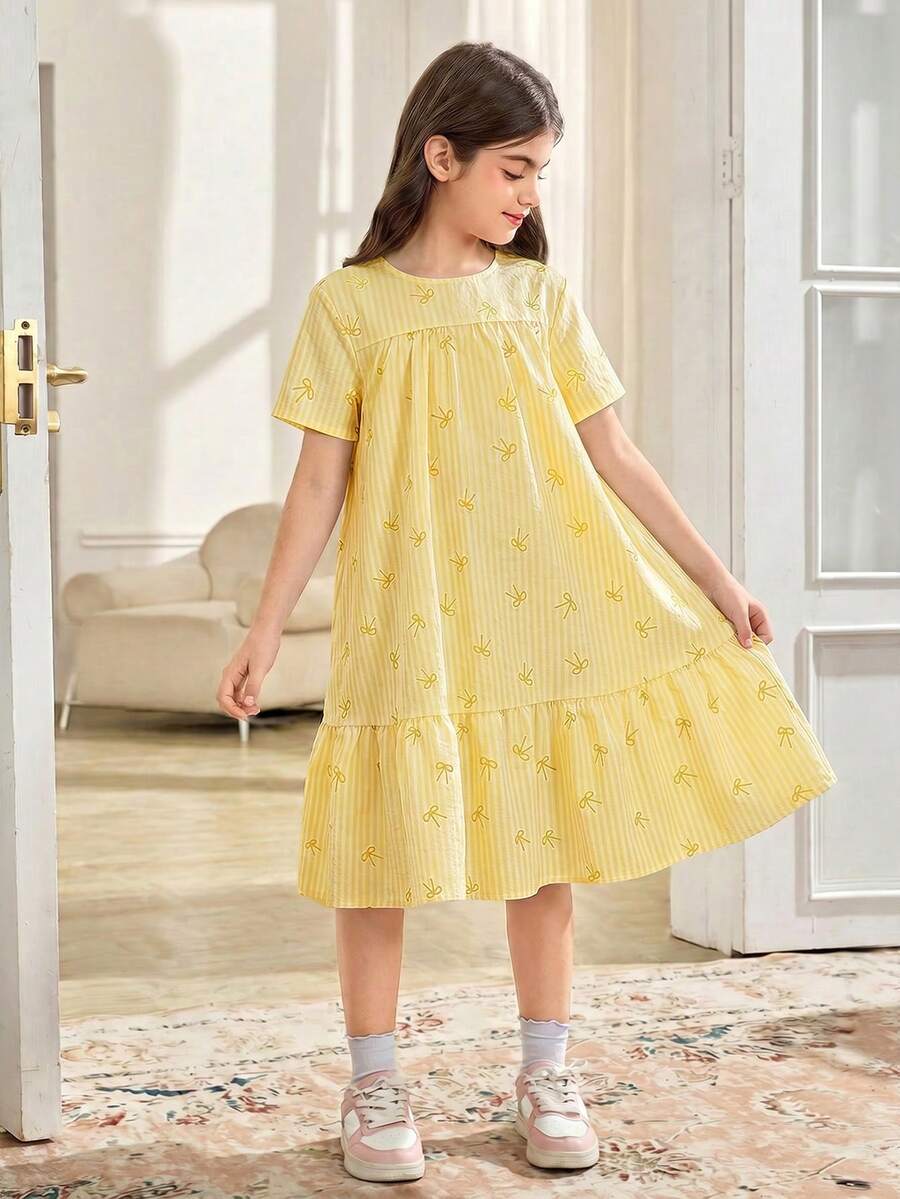 Tween girls casual black and white striped short sleeve smock dress with round neck and flounce hem