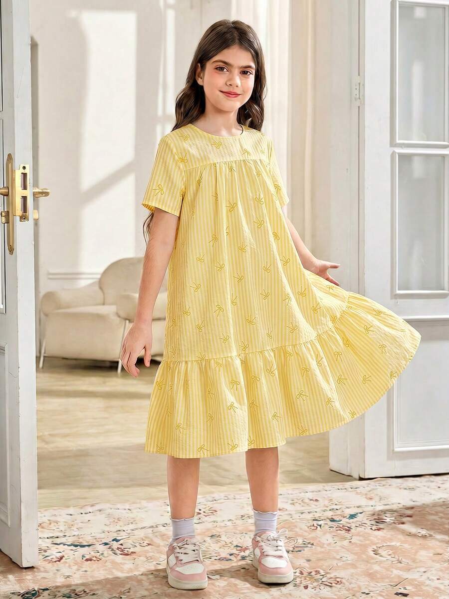 Tween girls casual black and white striped short sleeve smock dress with round neck and flounce hem