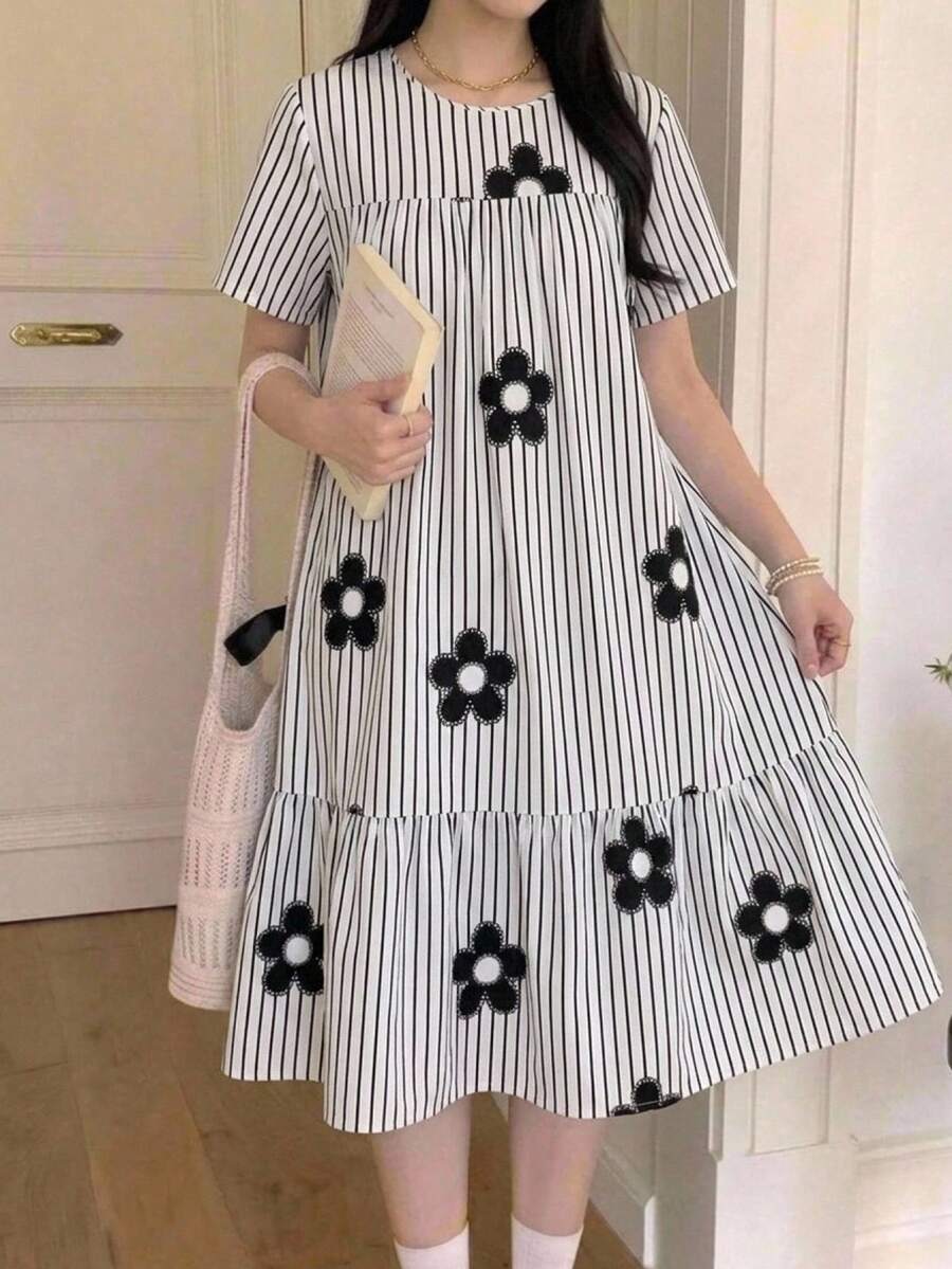 Tween girls casual black and white striped short sleeve smock dress with round neck and flounce hem