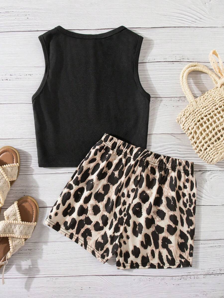 Tween girls black rib-knit round neck slim fit top and textured shorts casual summer set.