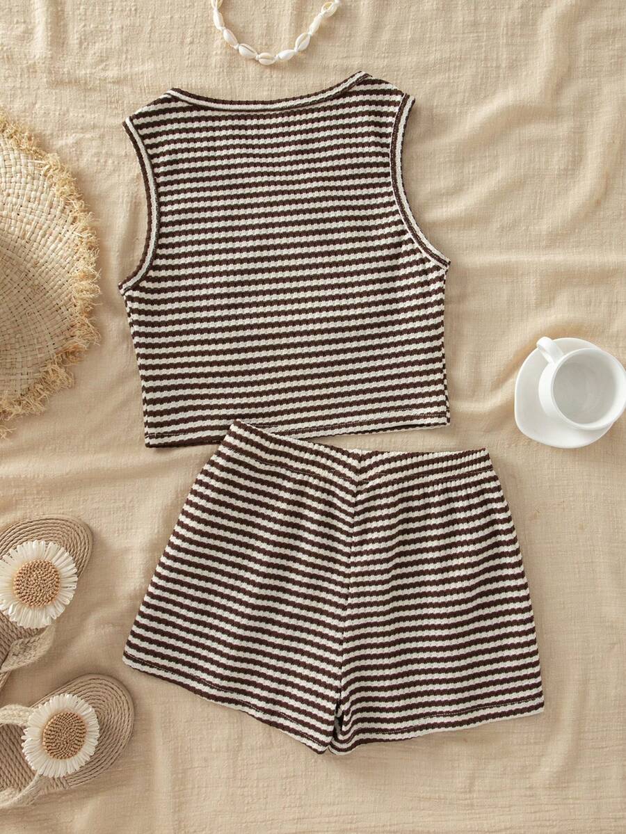 Tween girls black rib-knit round neck slim fit top and textured shorts casual summer set.