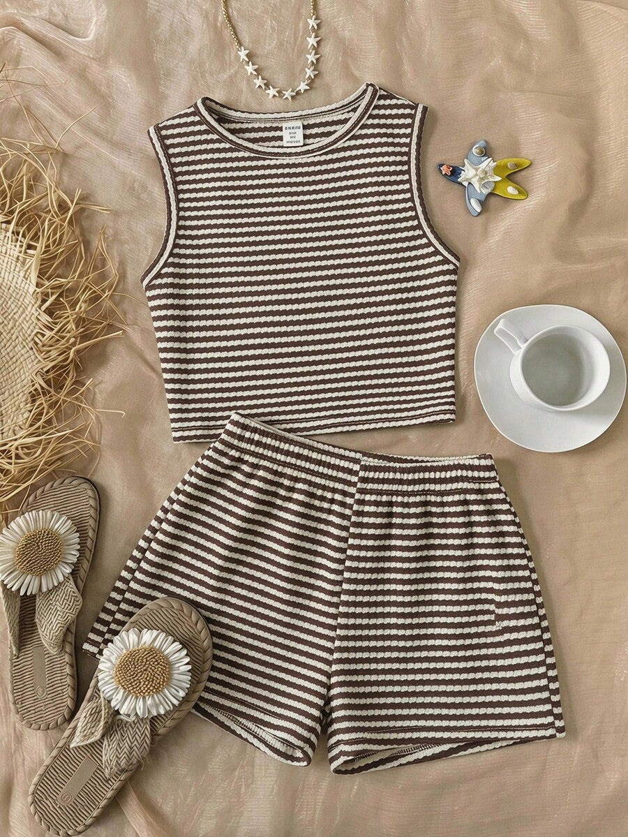 Tween girls black rib-knit round neck slim fit top and textured shorts casual summer set.