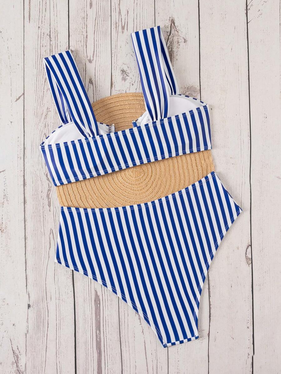 Springbreak black high waist bikini set for women featuring wireless bra top with ruffle lettuce trim and V-wired detail.