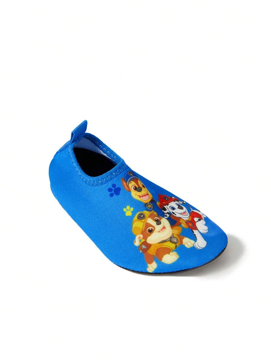 Girls cartoon pattern non-slip water shoes with slip-on closure and durable TPR outsole for beach and outdoor sports.