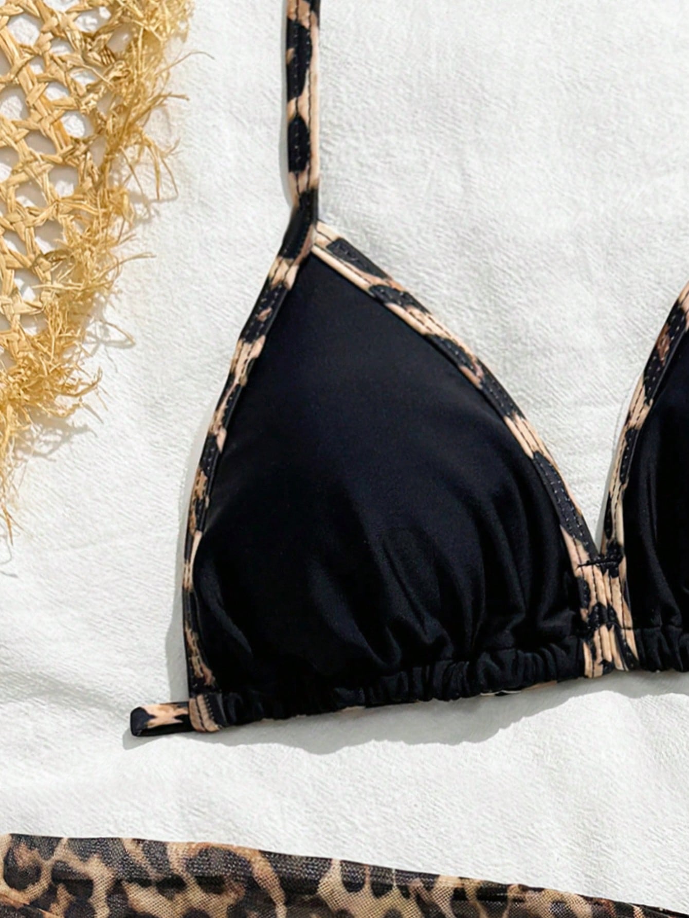 Cute Girls' Ditsy Floral Triangle Bikini Set (Print Randomly)