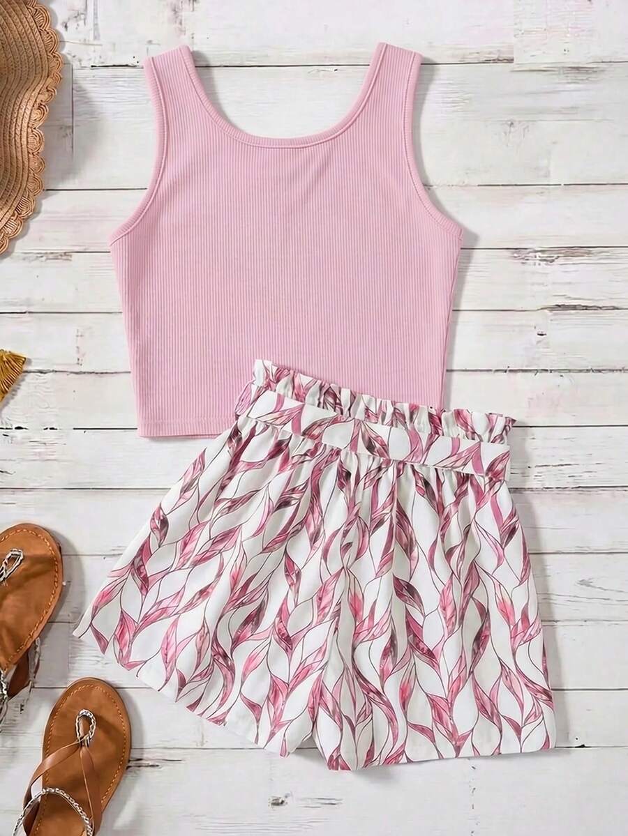 Tween girls 2-piece summer set featuring a turquoise blue ribbed tank top and tropical leaf pattern belted shorts.